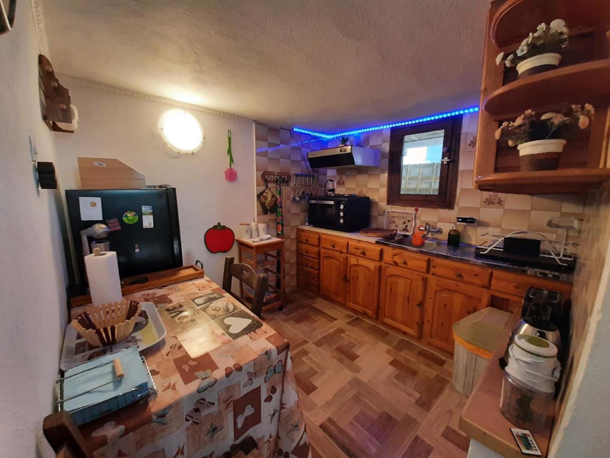 Chiona΄S Apartments By The Sea Paleo Trikeri Esterno foto